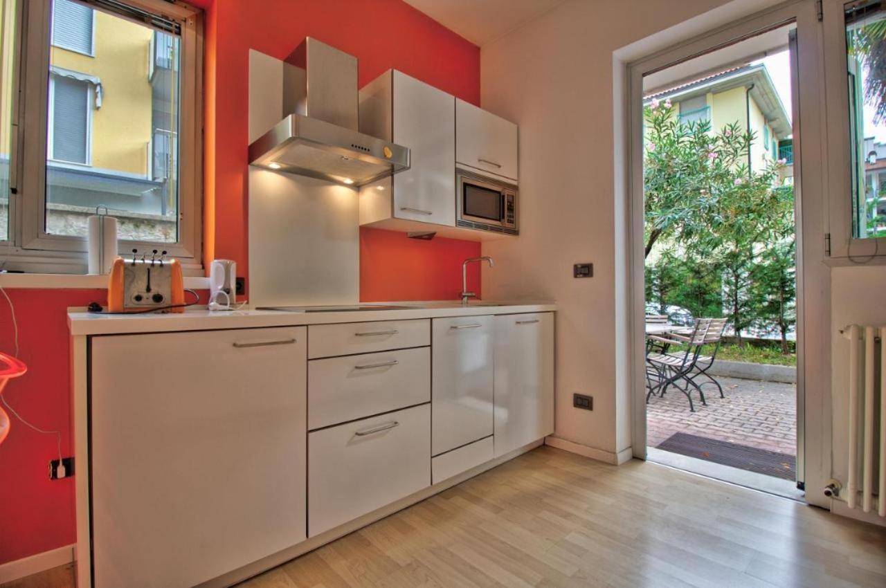 Orange Breeze Apartman Riva del Garda Kültér fotó