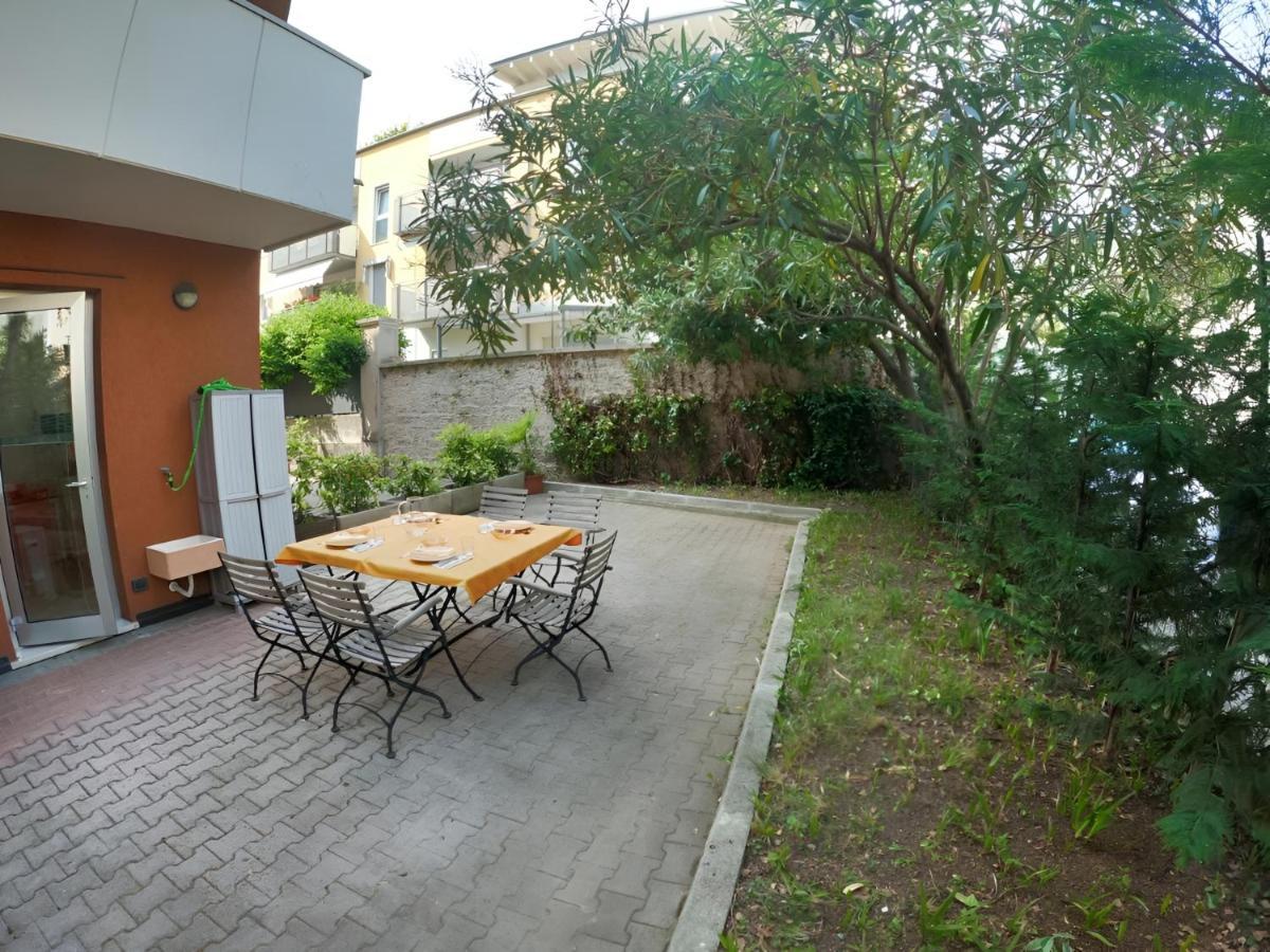 Orange Breeze Apartman Riva del Garda Kültér fotó